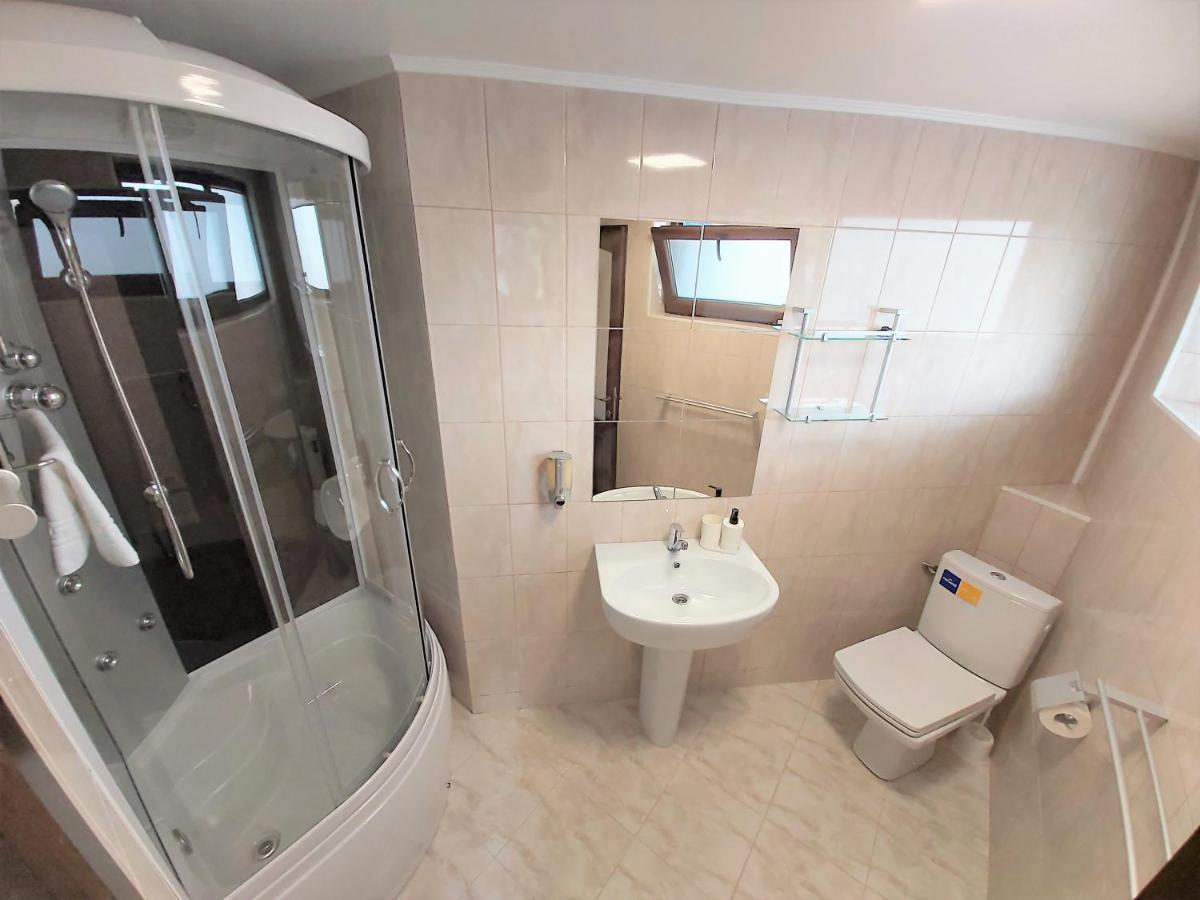 Camere De Inchiriat Băltenii de Sus Buitenkant foto
